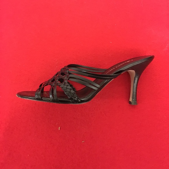 Ann Klein Black Leather Sandals, 6M - Picture 5 of 7